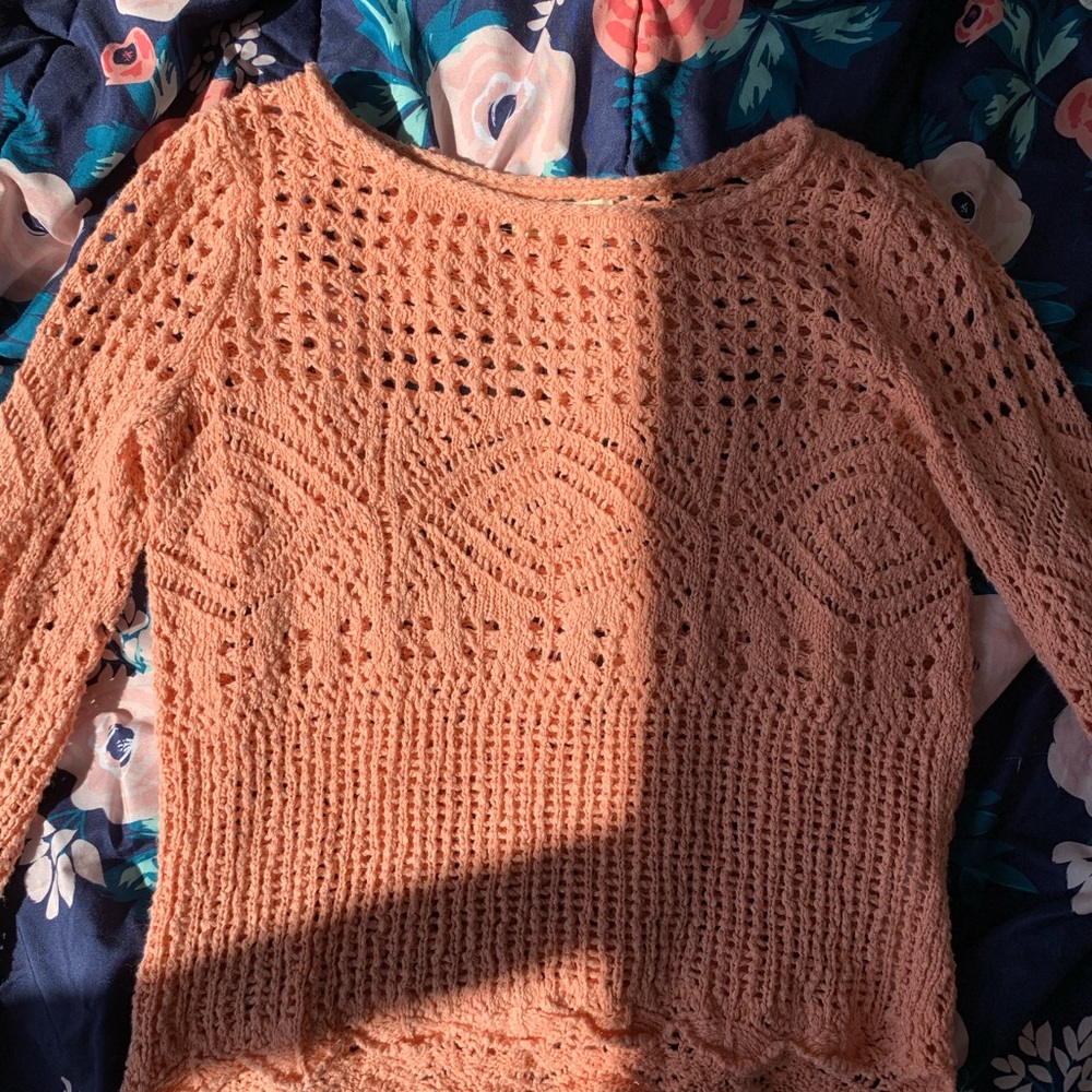 Pink sweater - Picture 3 of 4